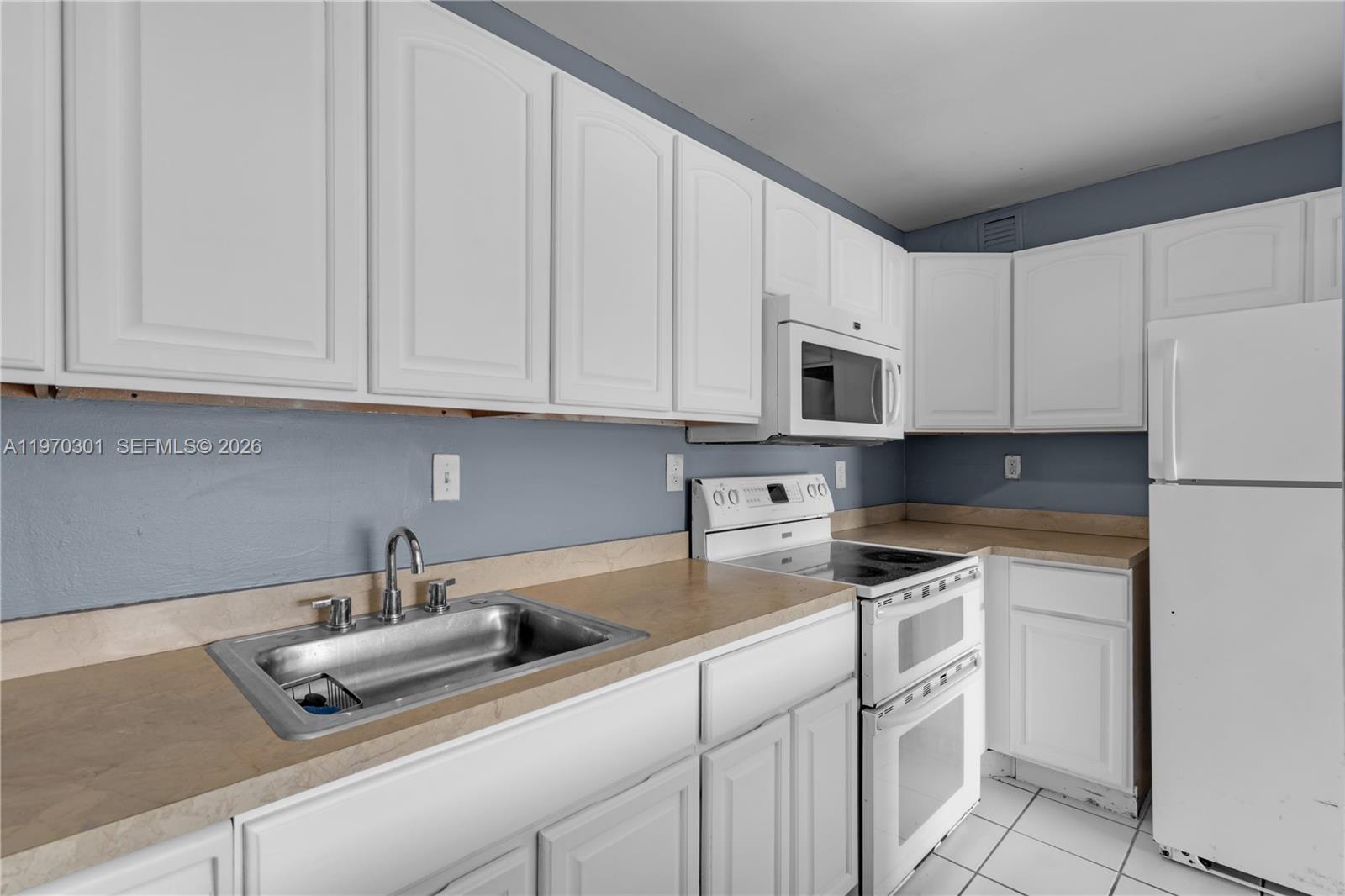 NEWPORT CONDO - Residential