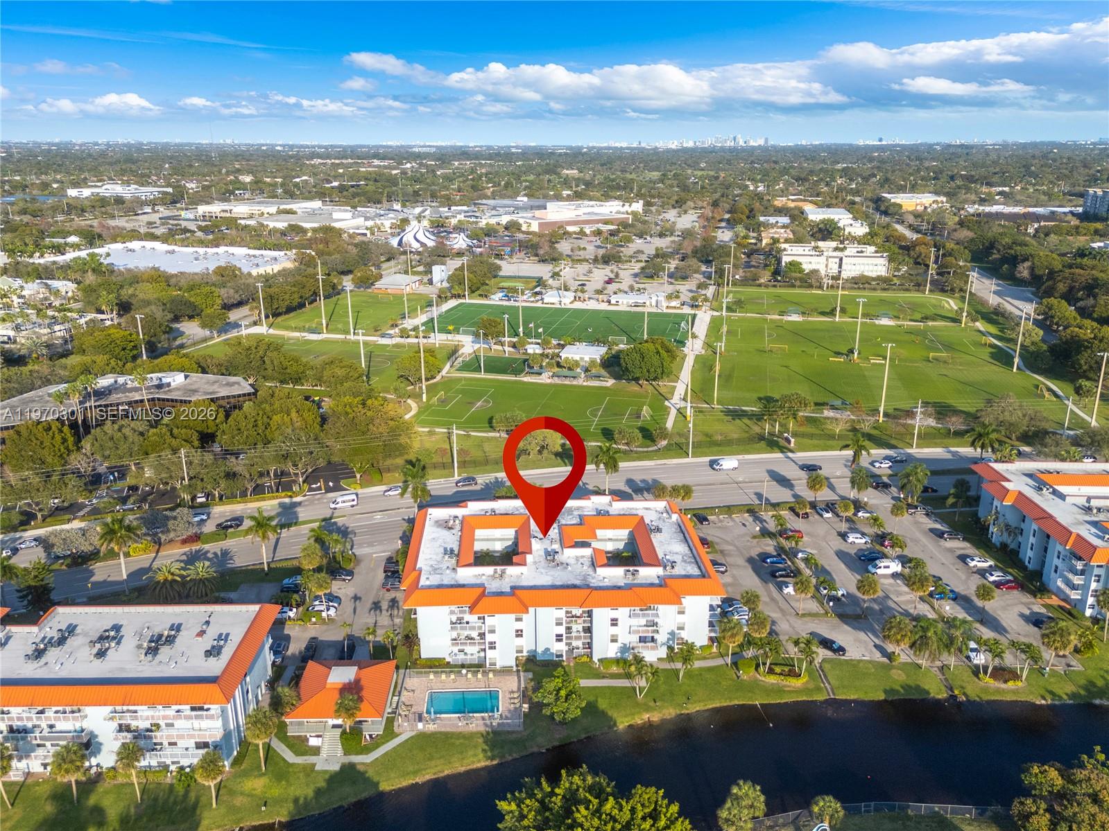 NEWPORT CONDO - Residential