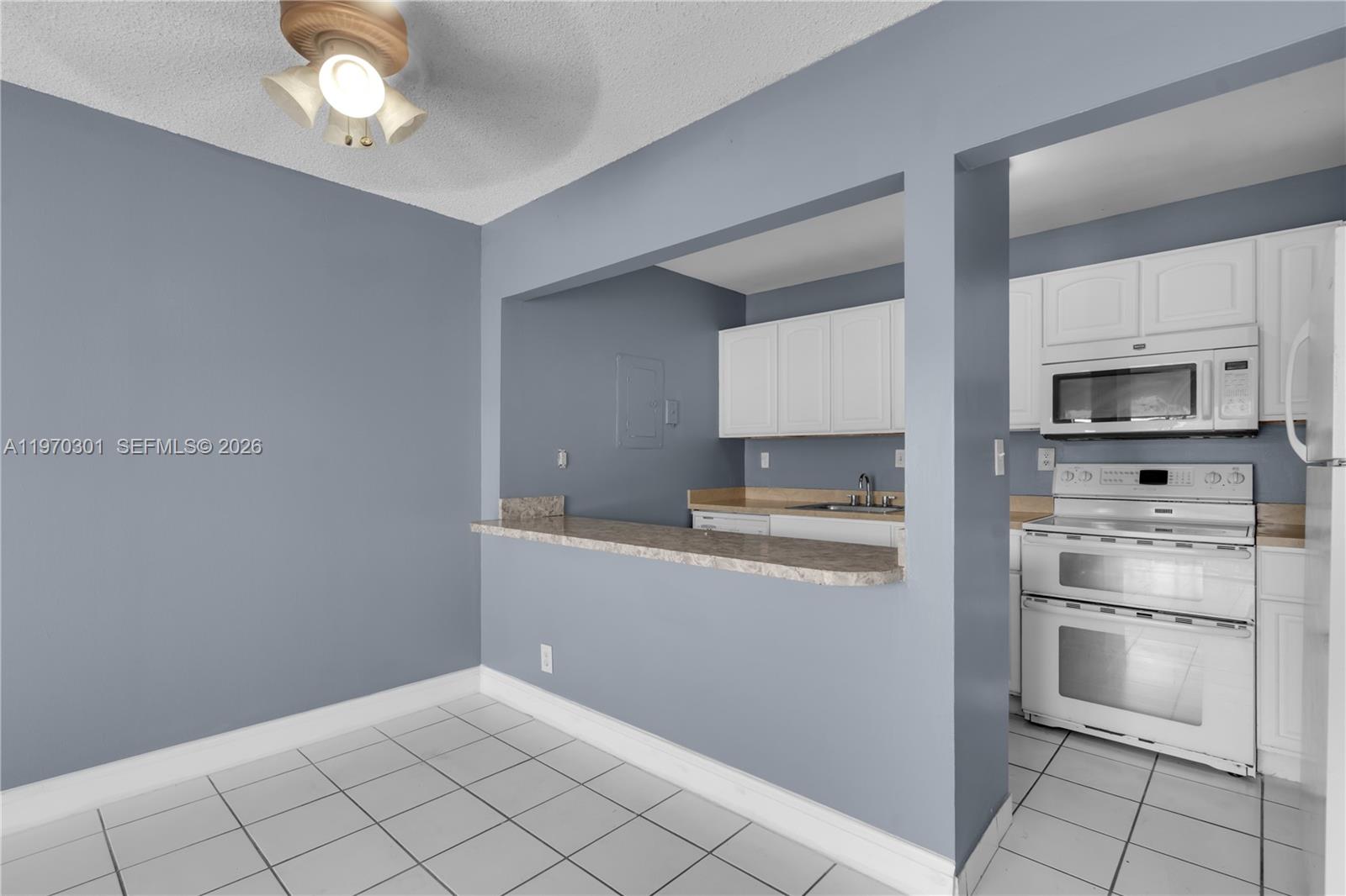 NEWPORT CONDO - Residential