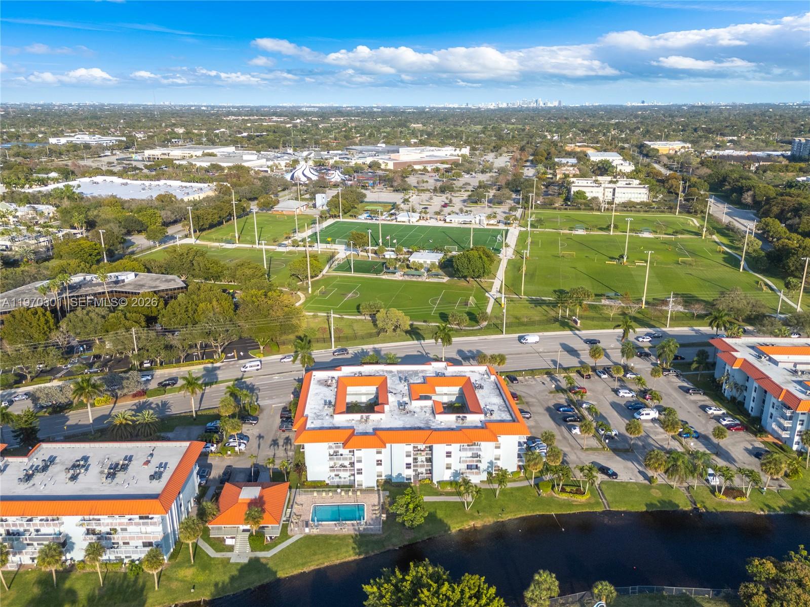 NEWPORT CONDO - Residential