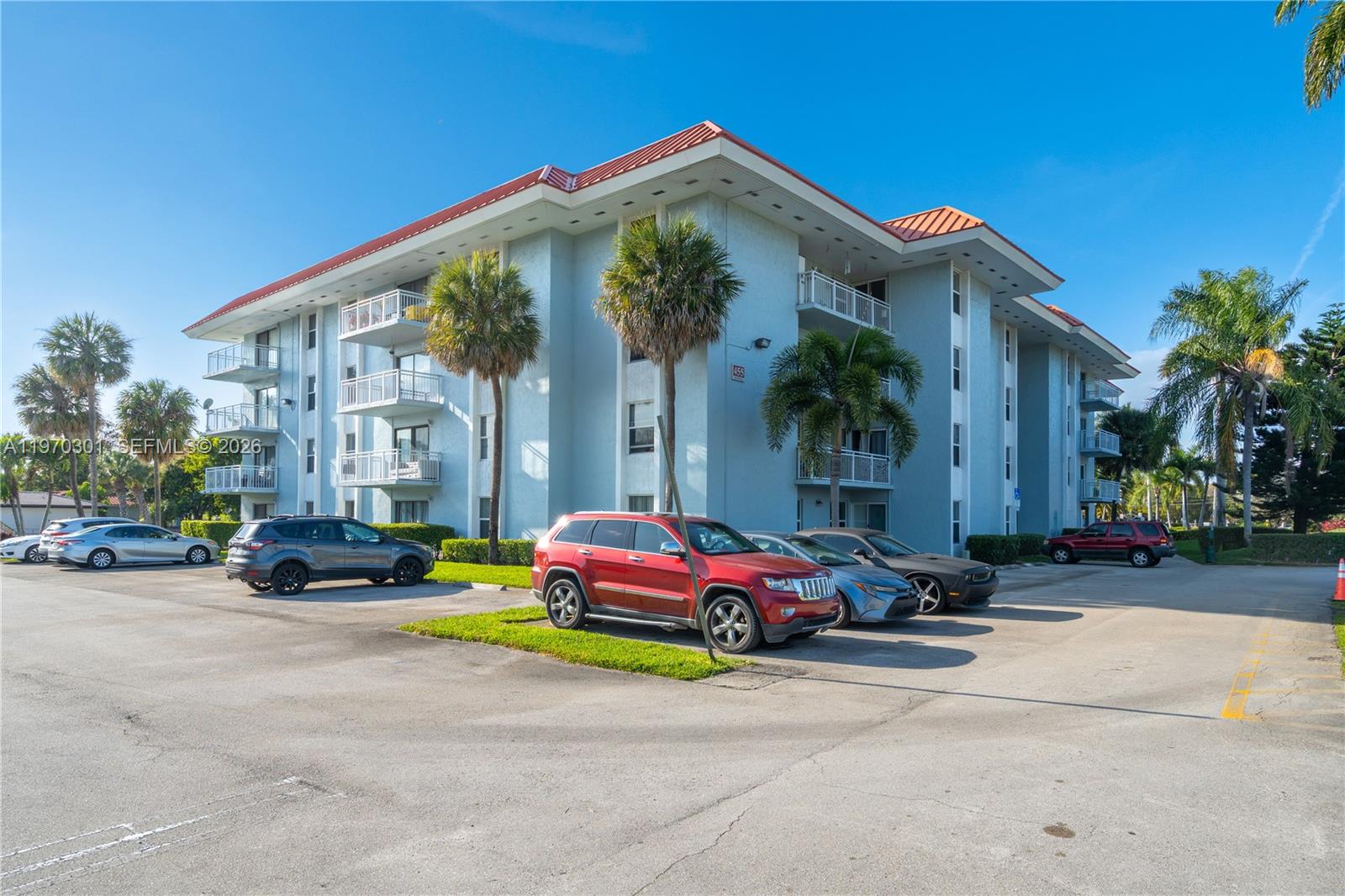 NEWPORT CONDO - Residential