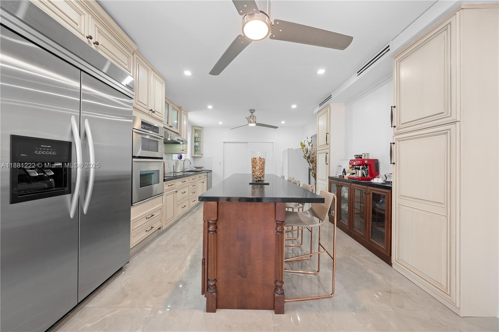 SNAPPER CREEK VILLAS - Residential