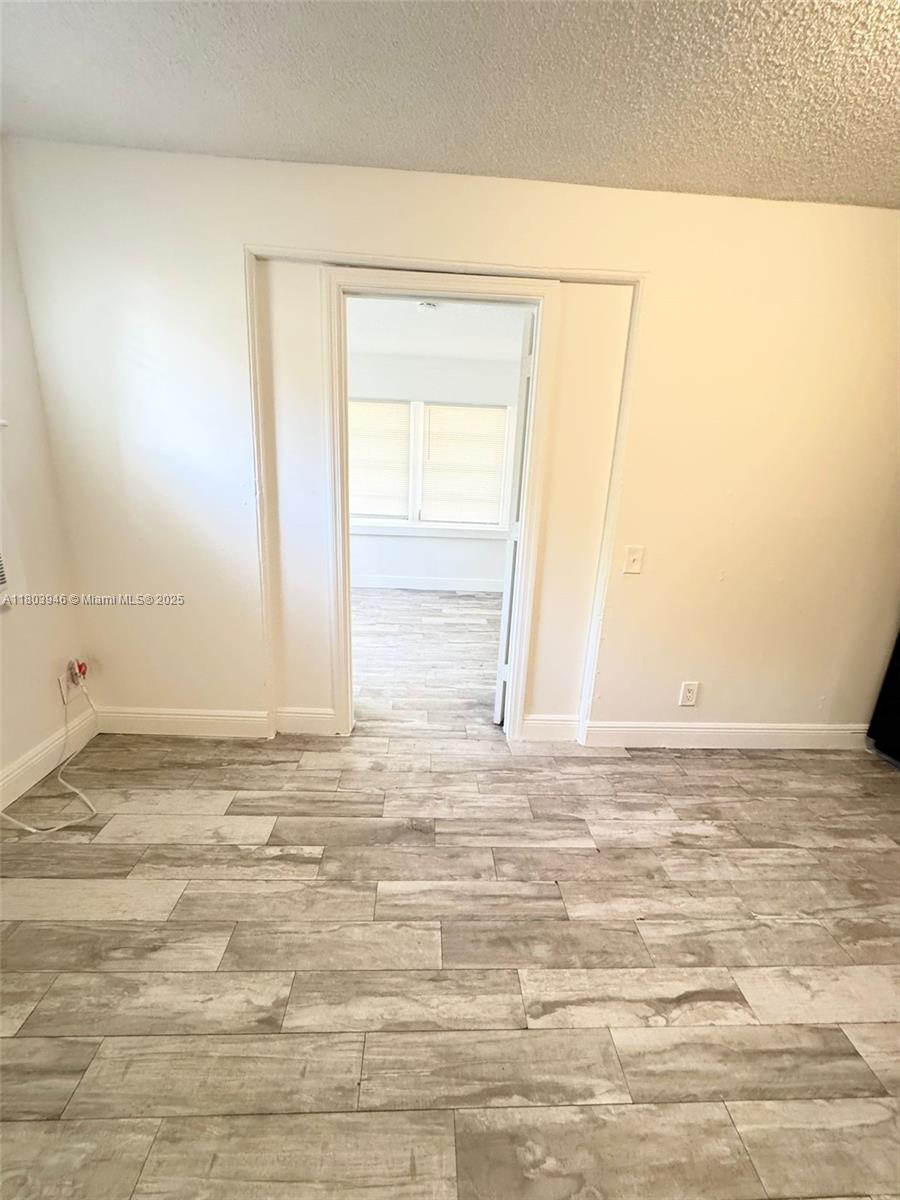 LAKE WORTH TOWN OF - Residential Lease