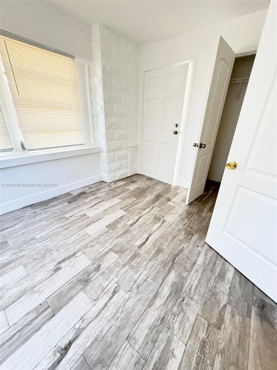 LAKE WORTH TOWN OF - Residential Lease