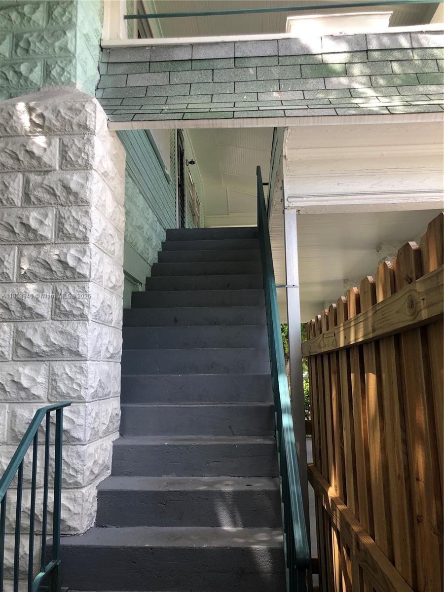 LAKE WORTH TOWN OF - Residential Lease