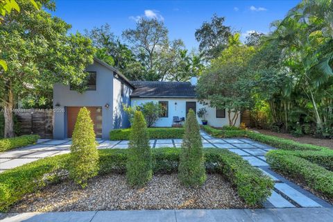 8225 NE 8th Ct Miami FL 33138