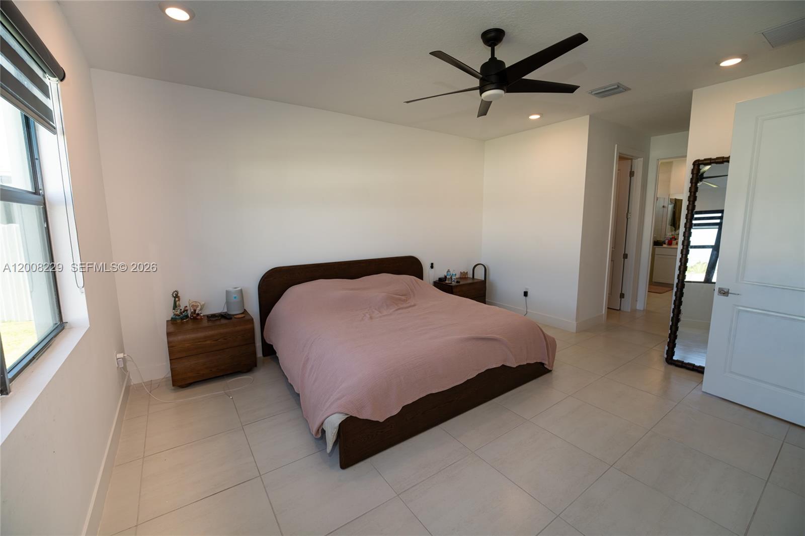 Estrella Square - Residential