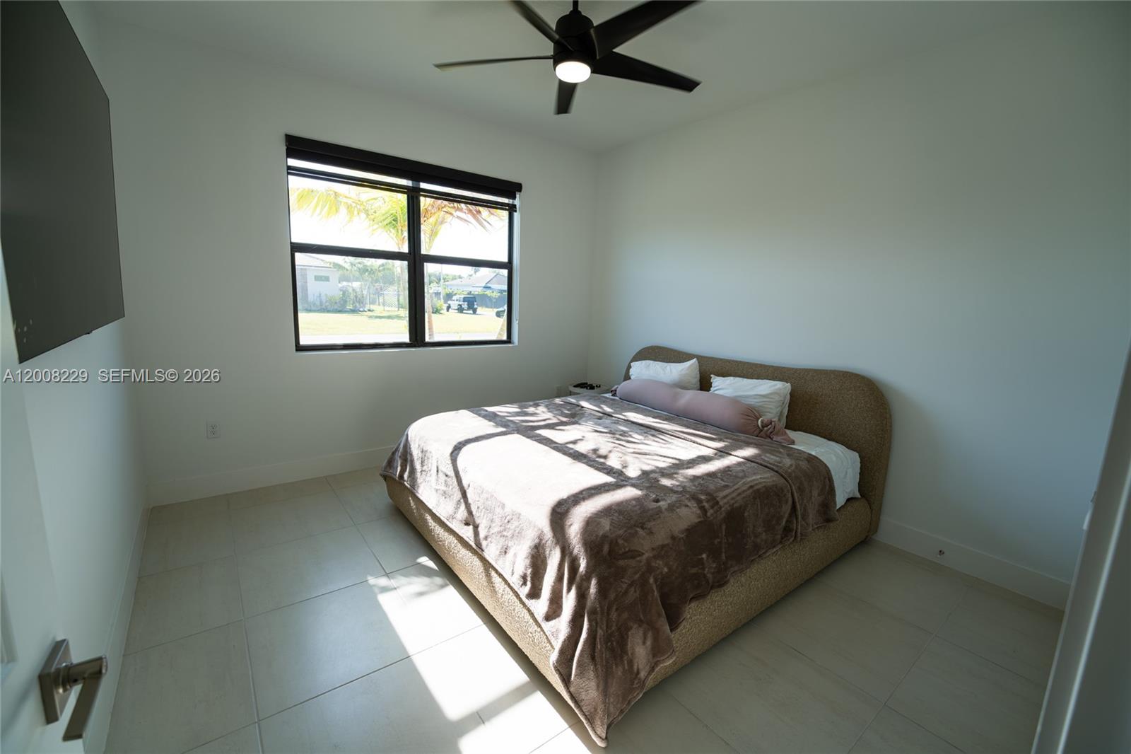 Estrella Square - Residential