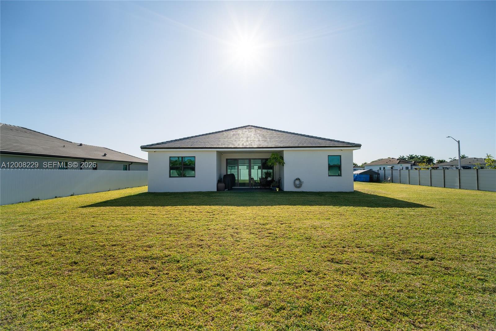 Estrella Square - Residential