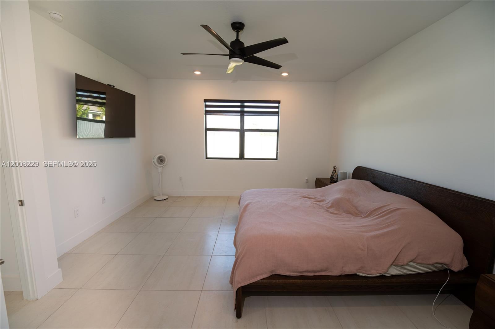 Estrella Square - Residential