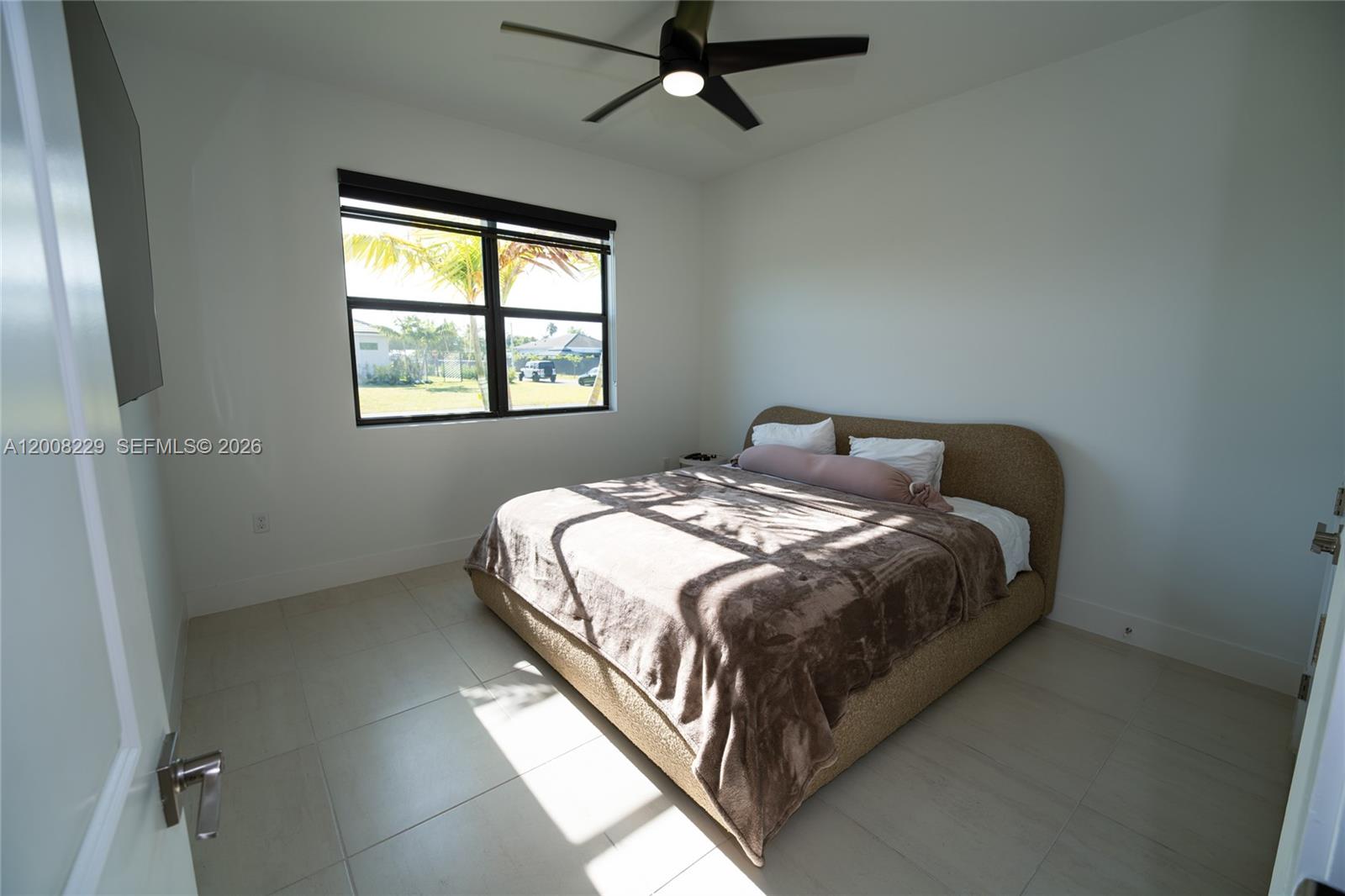 Estrella Square - Residential