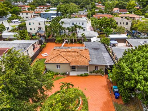 Tiny photo for 6250 SW 20 Ter, Miami, FL 33155 (MLS # A12026261)