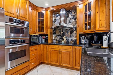 Tiny photo for 6250 SW 20 Ter, Miami, FL 33155 (MLS # A12026261)