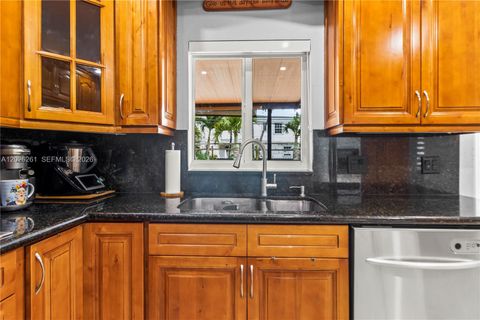 Tiny photo for 6250 SW 20 Ter, Miami, FL 33155 (MLS # A12026261)
