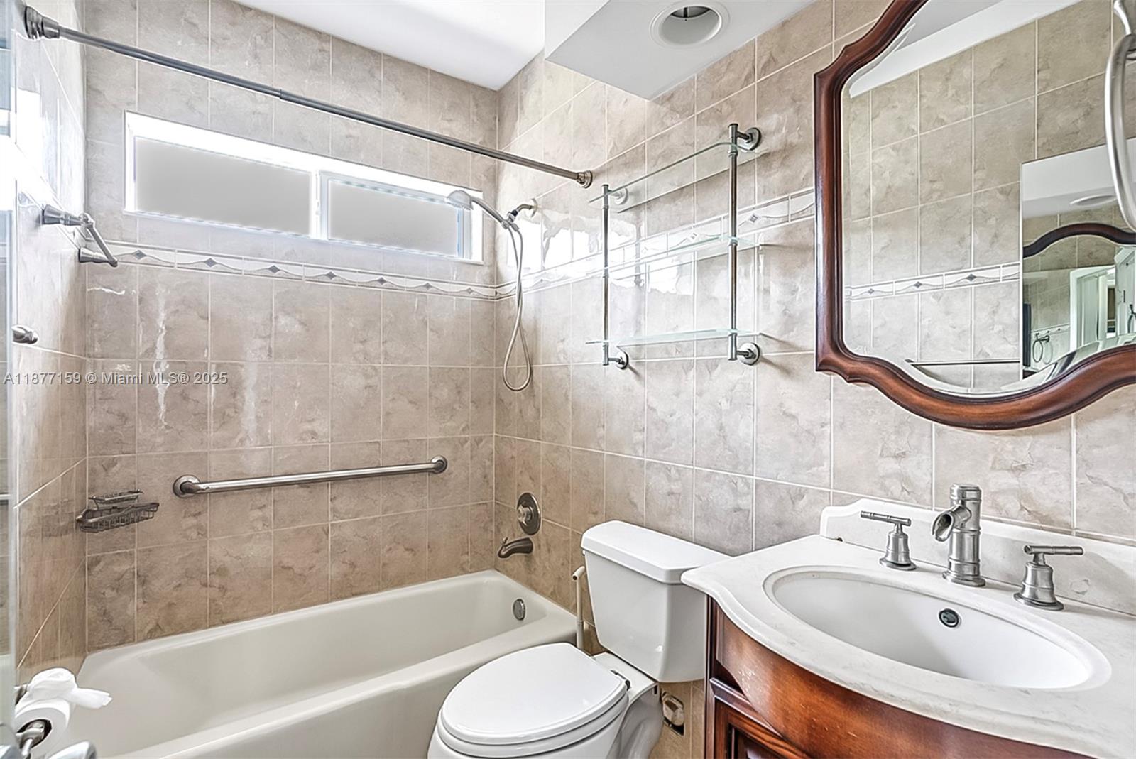 RAINBOW MIRAMAR - Residential