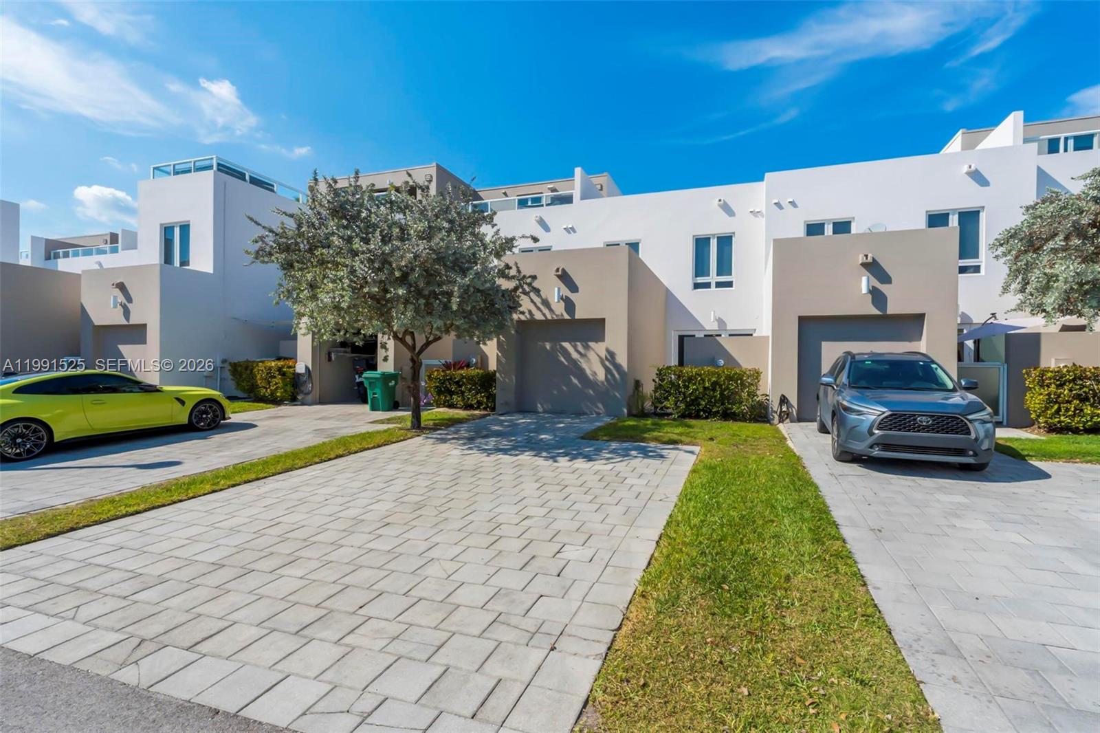 LANDMARK AT DORAL - Residential