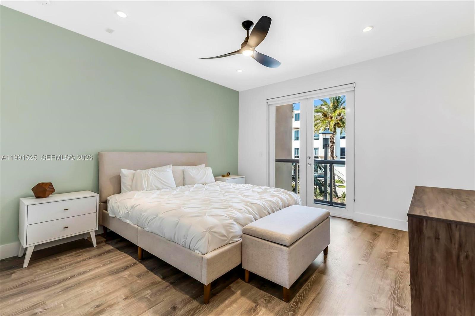 LANDMARK AT DORAL - Residential