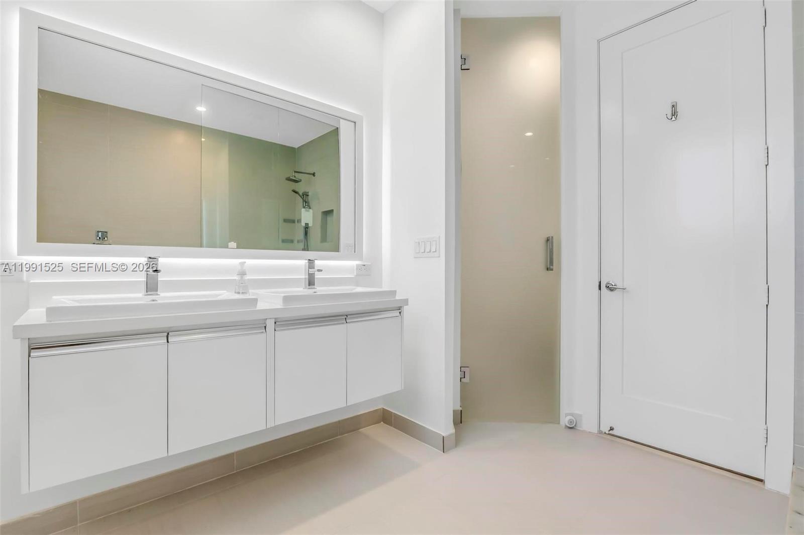 LANDMARK AT DORAL - Residential