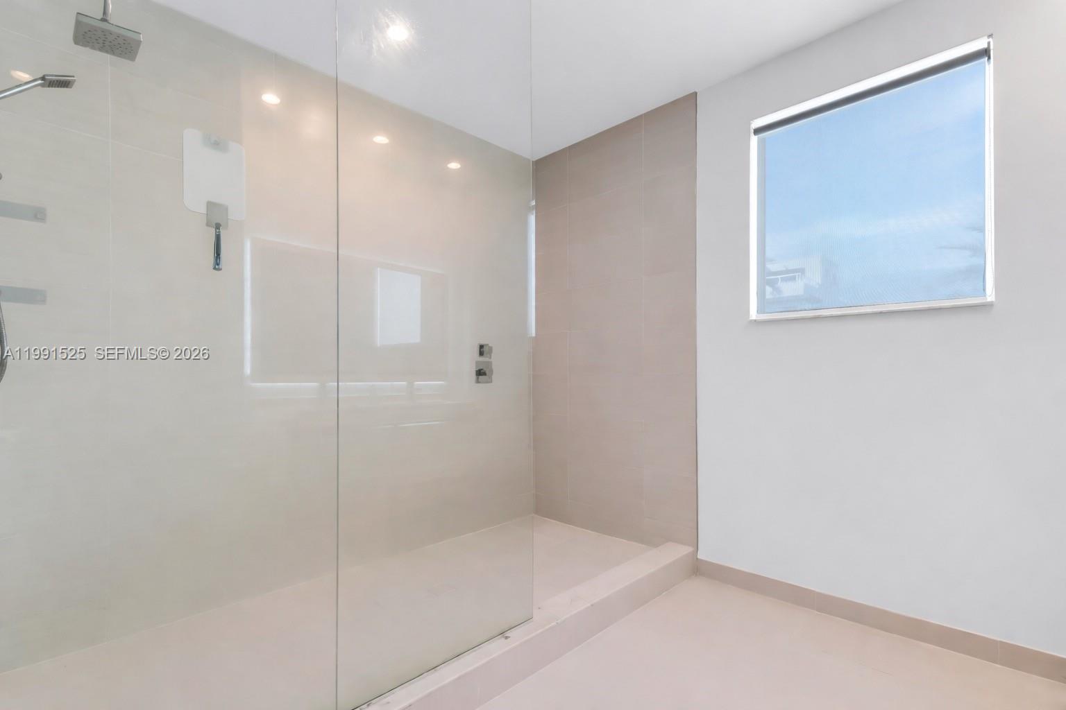 LANDMARK AT DORAL - Residential