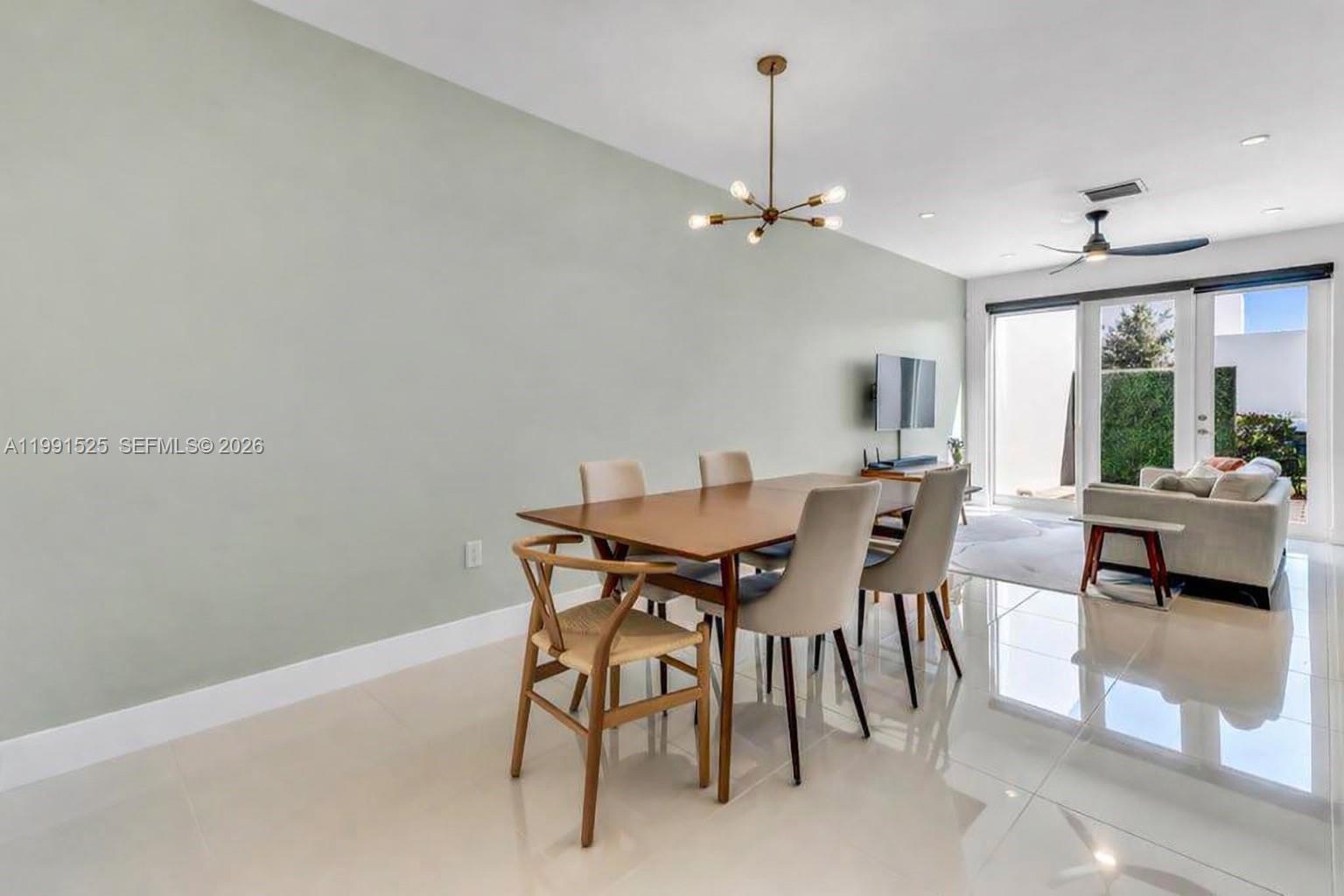 LANDMARK AT DORAL - Residential