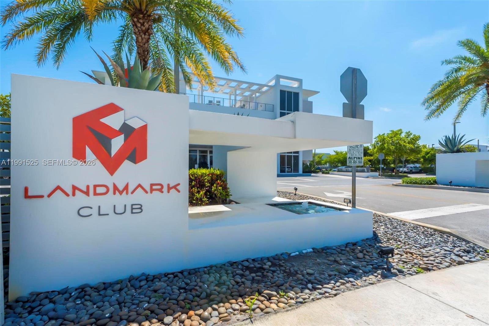 LANDMARK AT DORAL - Residential