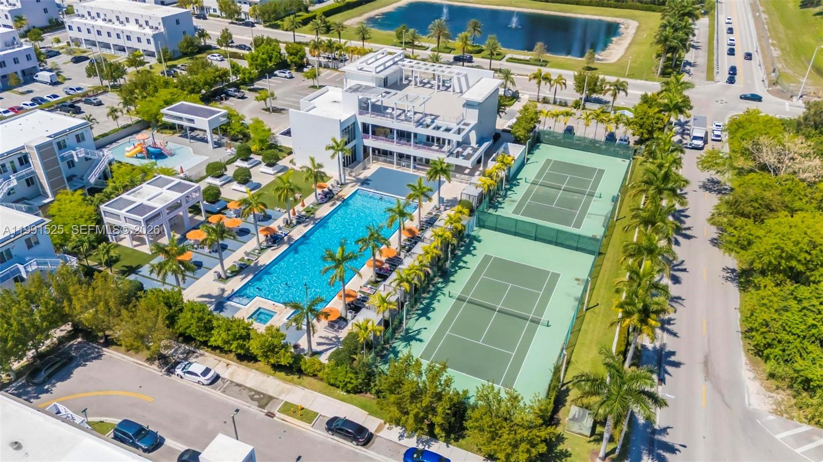 LANDMARK AT DORAL - Residential