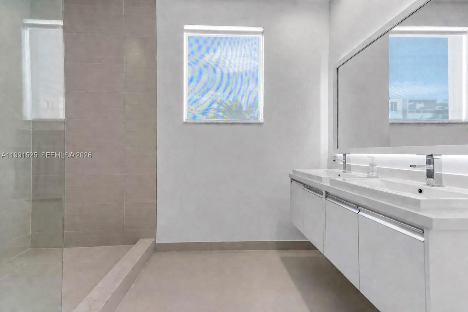 LANDMARK AT DORAL - Residential