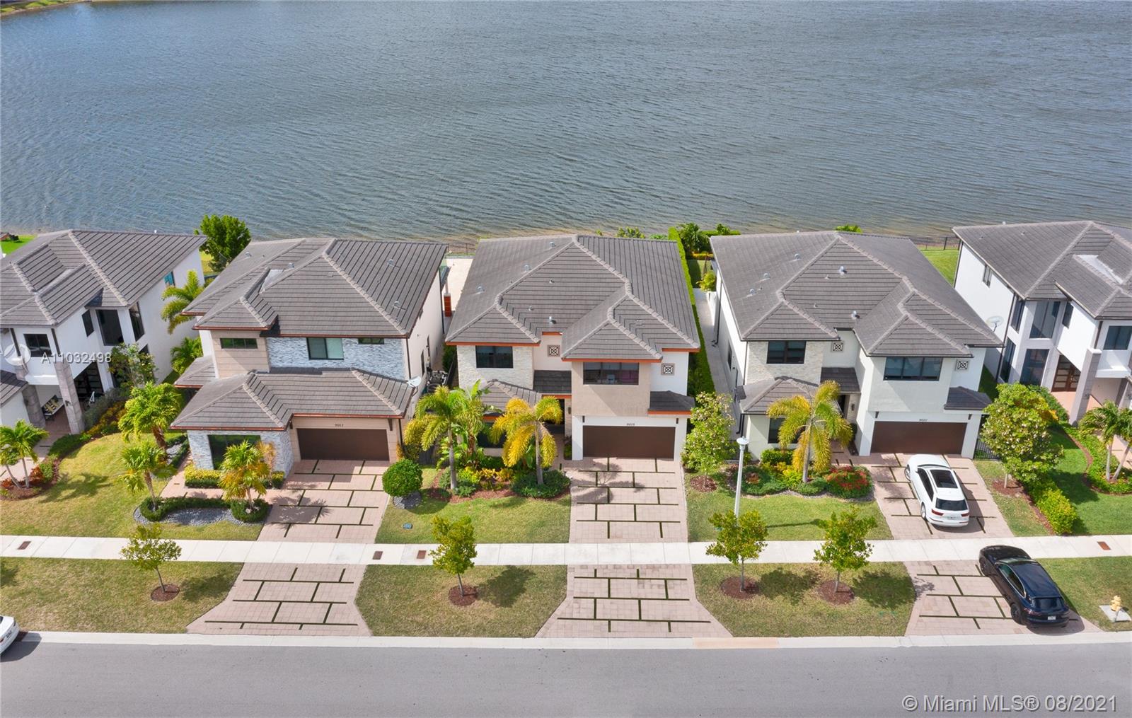 DUNNWOODY LAKE - Residential
