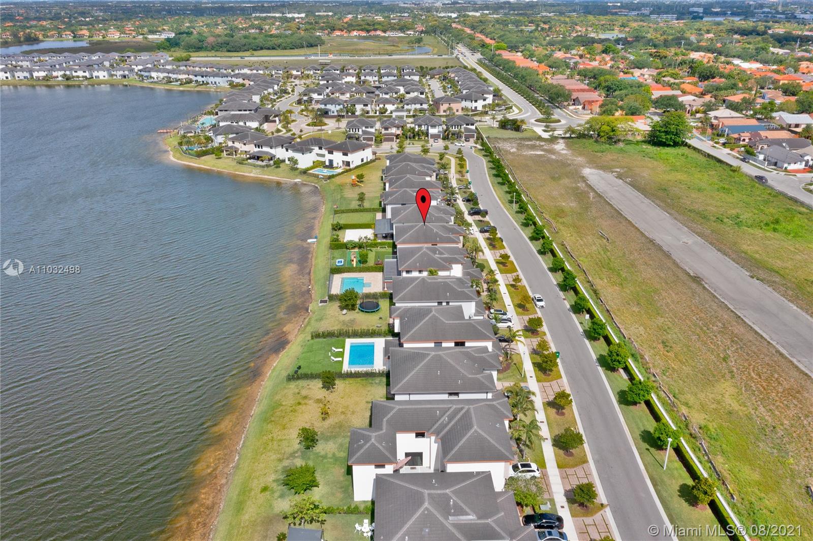 DUNNWOODY LAKE - Residential