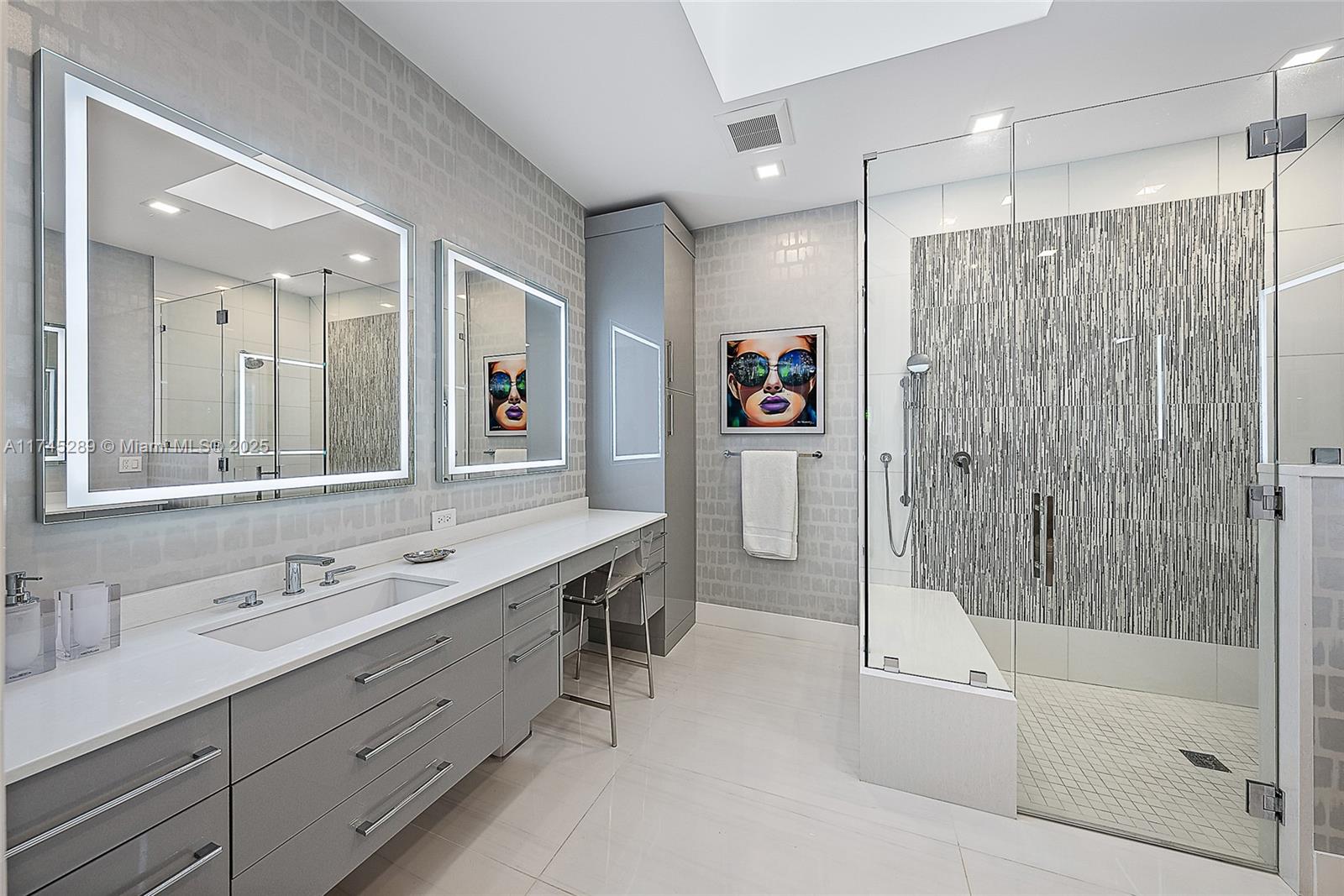 Admirals Cove - Residential