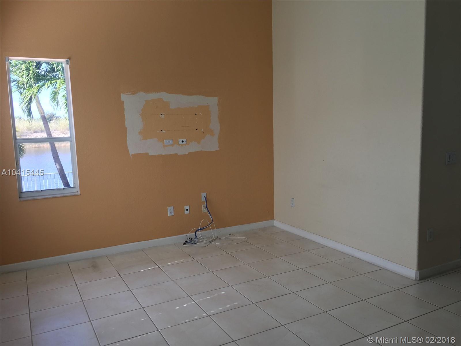 SUNSET LAKES PLAT TWO - Residential