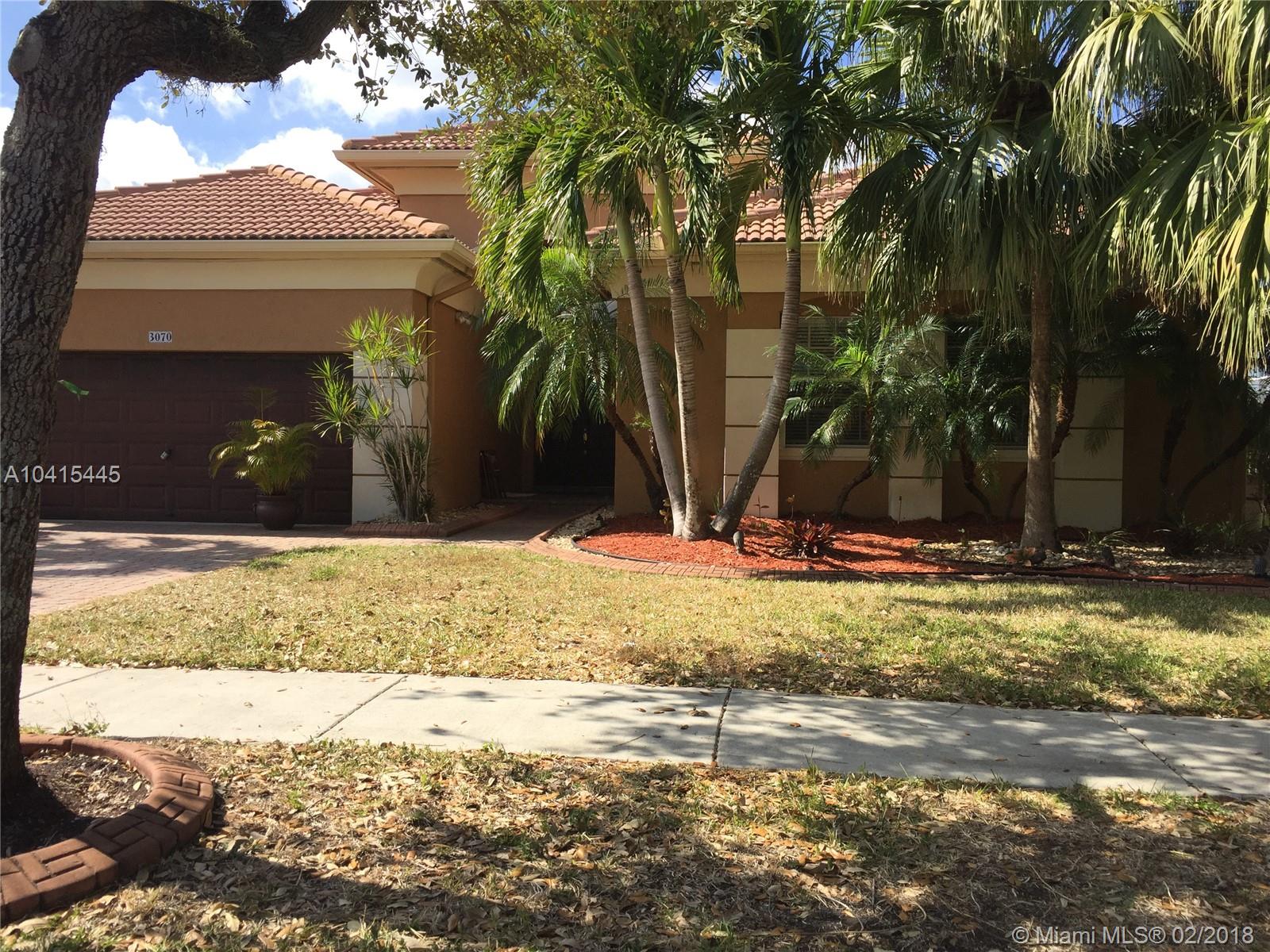 SUNSET LAKES PLAT TWO - Residential