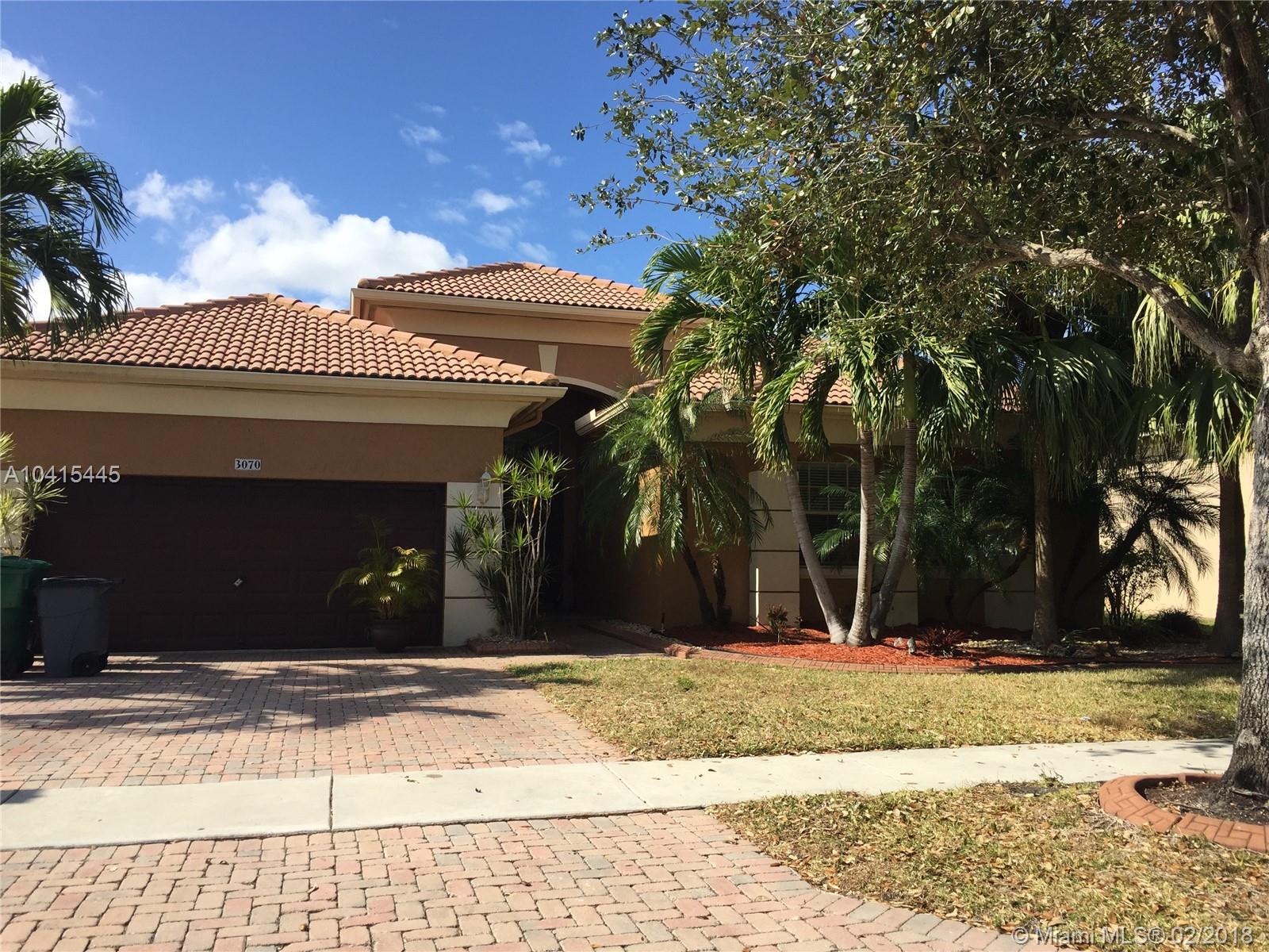 SUNSET LAKES PLAT TWO - Residential