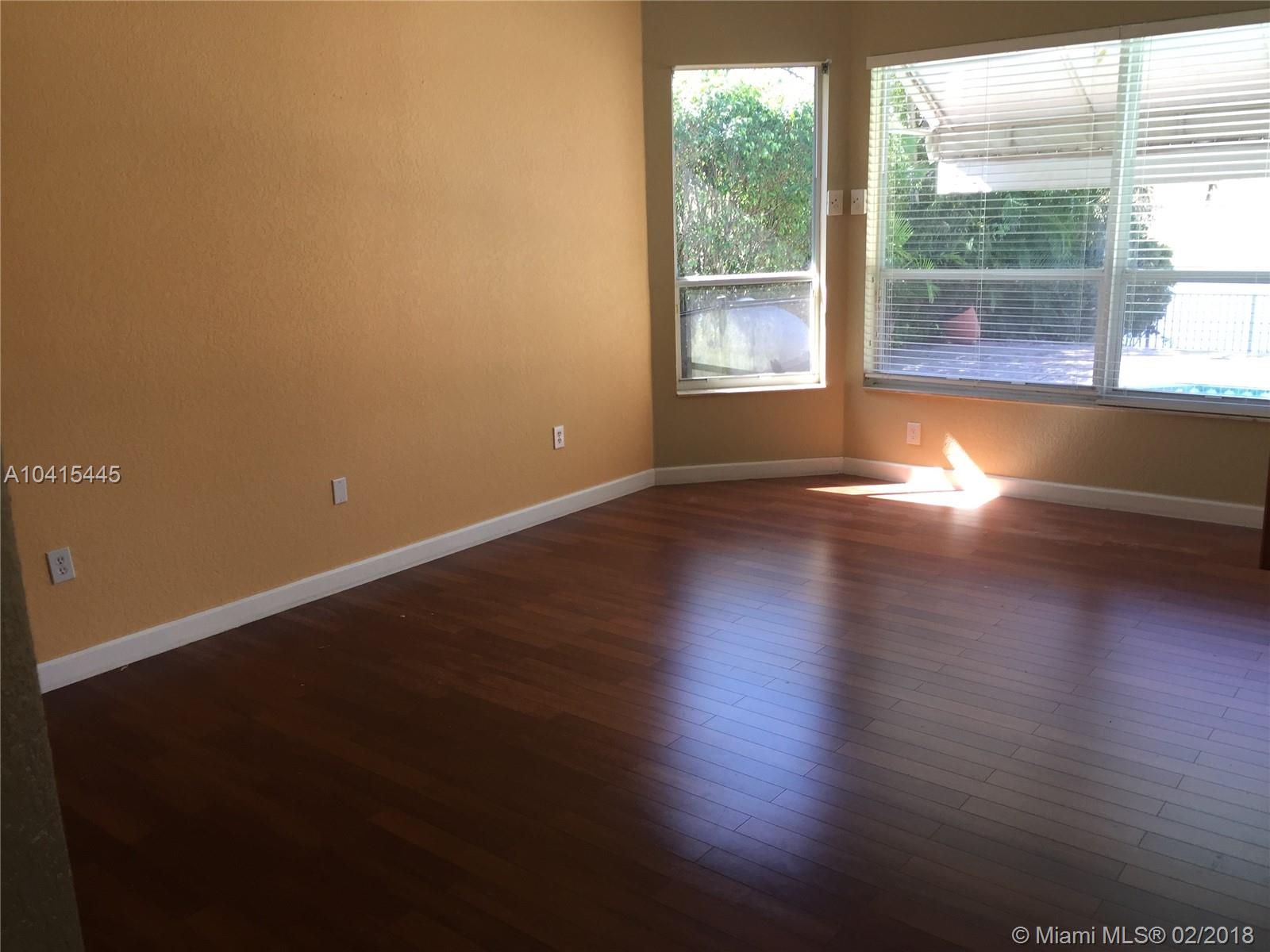 SUNSET LAKES PLAT TWO - Residential