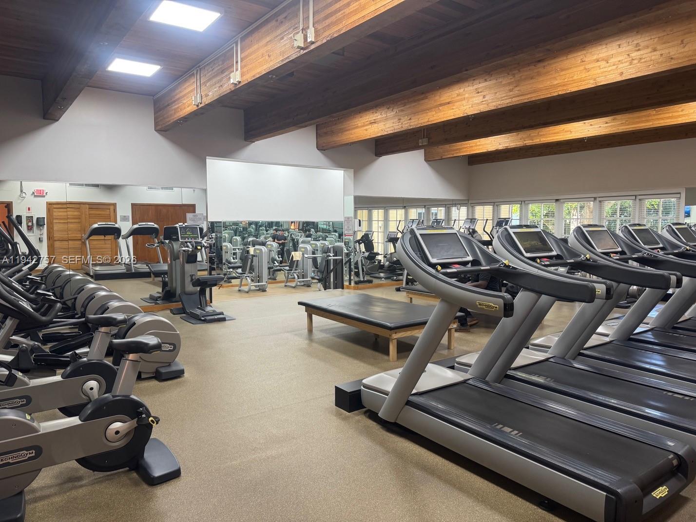 TOWERS OF QUAYSIDE CONDO - Residential