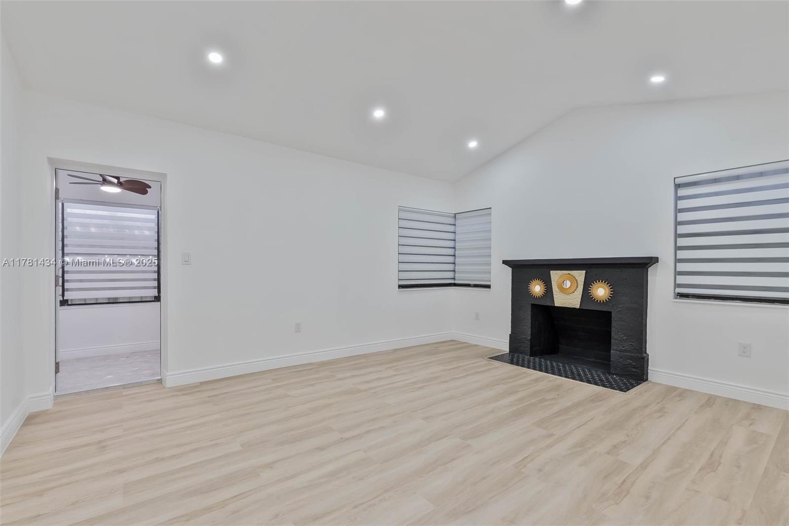 BAY VISTA PARK AMD PL - Residential