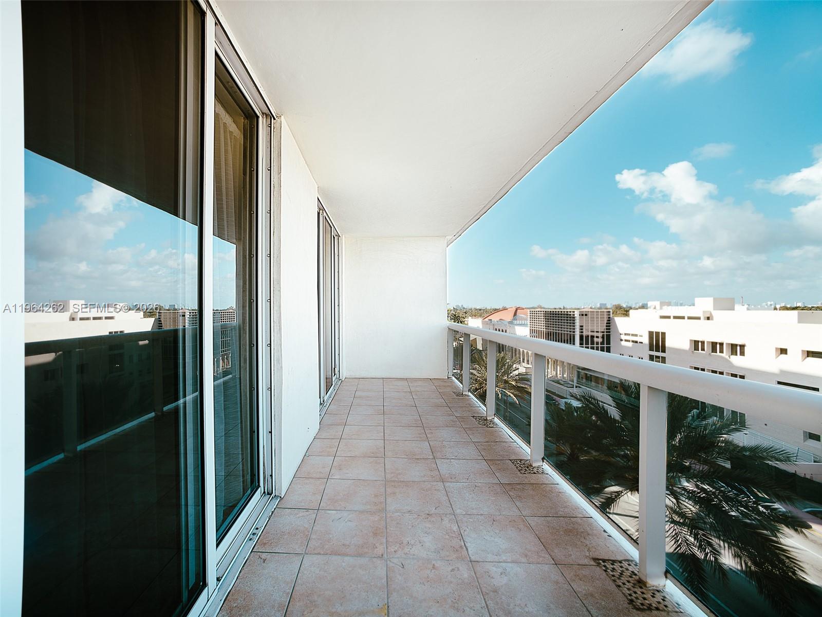 SOLIMAR CONDO - Residential