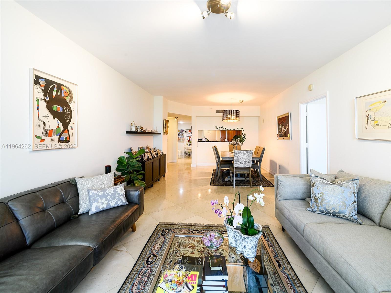 SOLIMAR CONDO - Residential