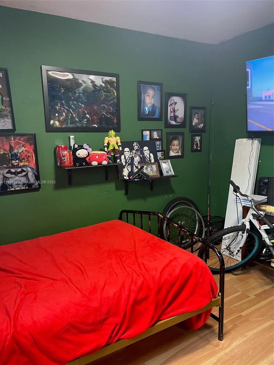 MIAMI GARDENS ESTATES SEC - Residential