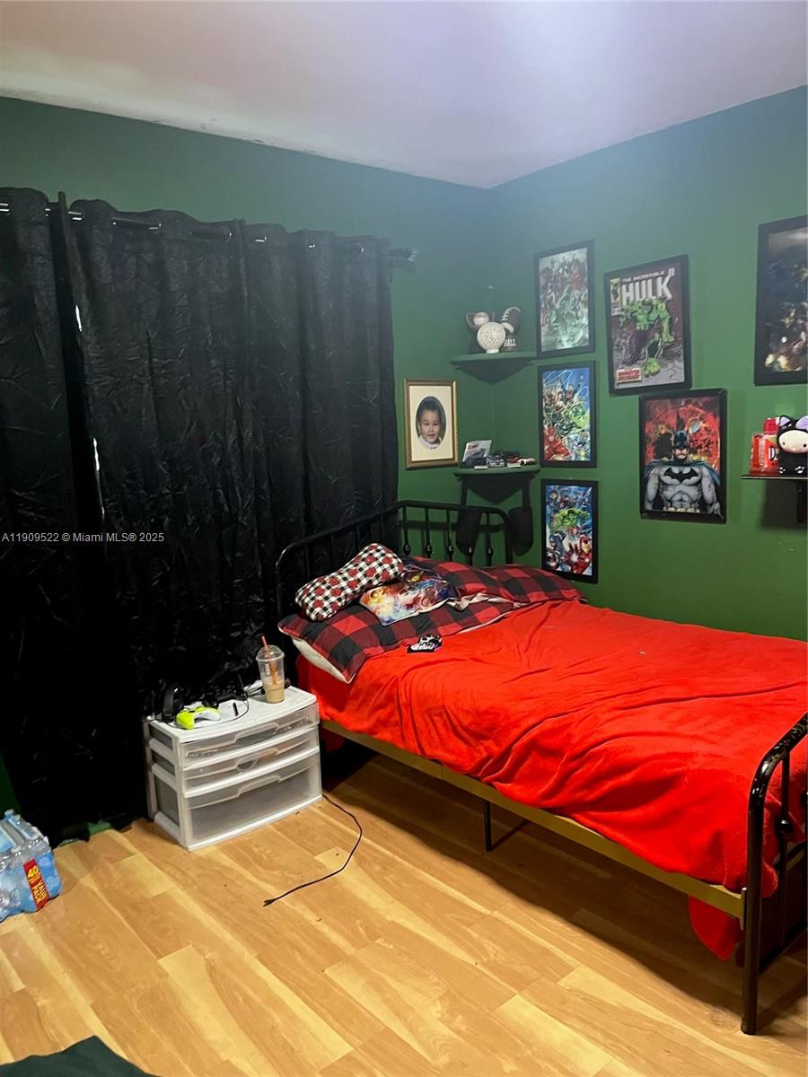 MIAMI GARDENS ESTATES SEC - Residential