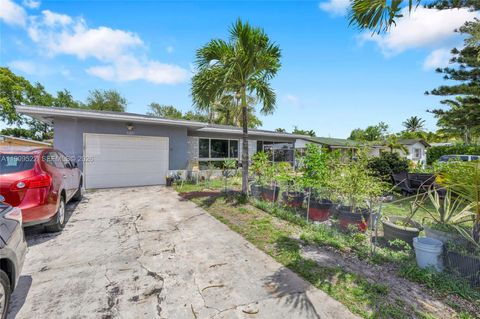 Photo of 6221 SW 26th St, Miramar, FL 33023 (MLS # A11909522)