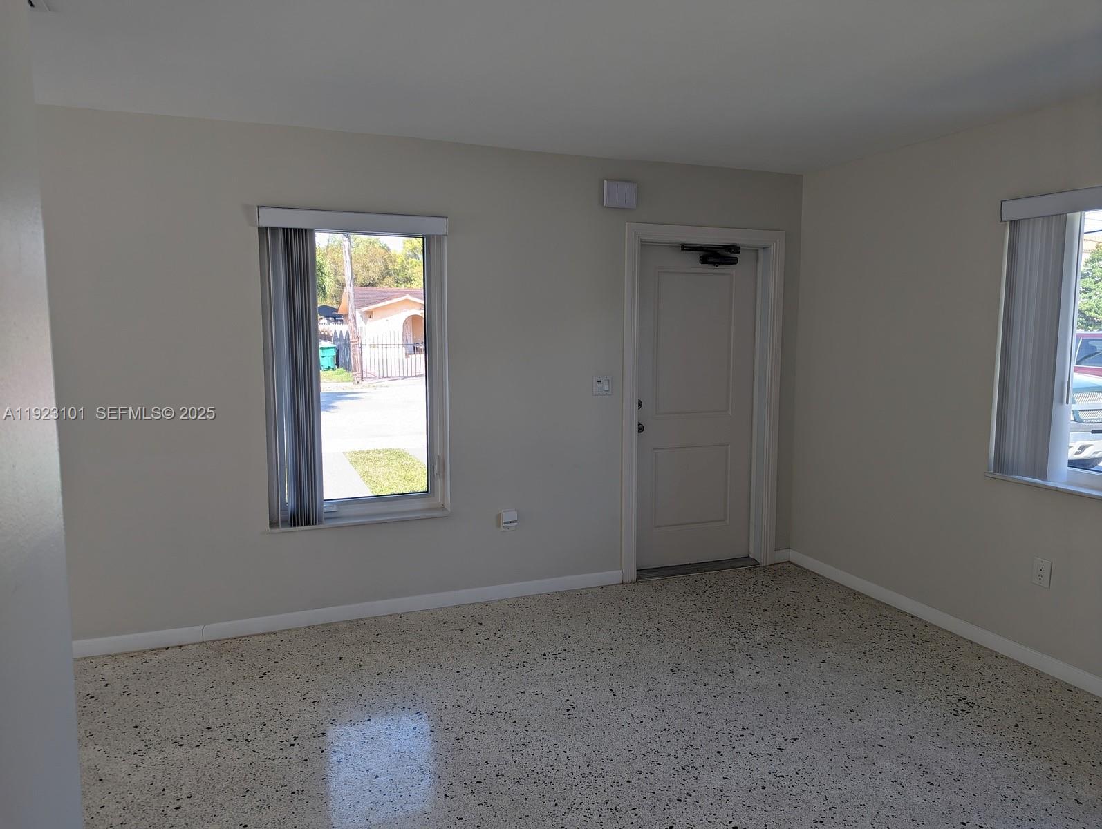 ENGLEWOOD - Residential Lease