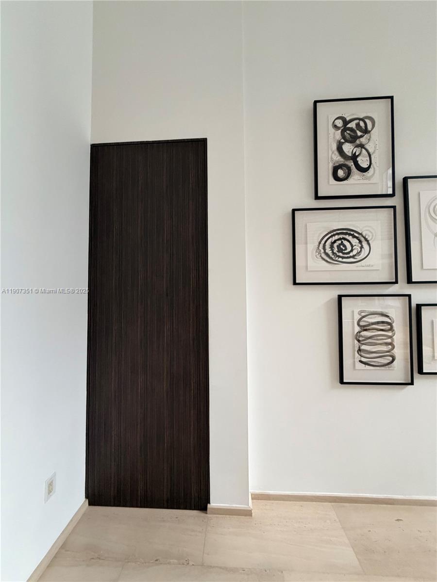 1060 BRICKELL CONDO - Residential Lease