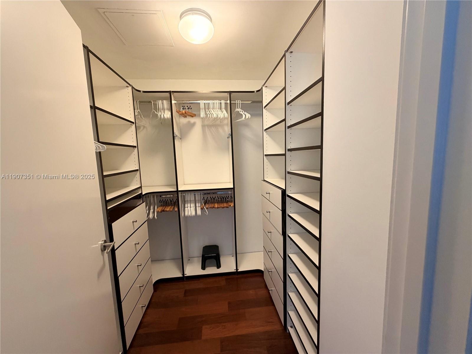 1060 BRICKELL CONDO - Residential Lease