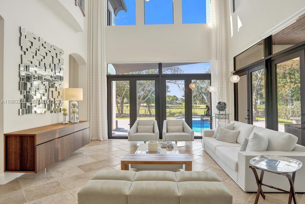 PARKLAND GOLF AND COUNTRY - Residential