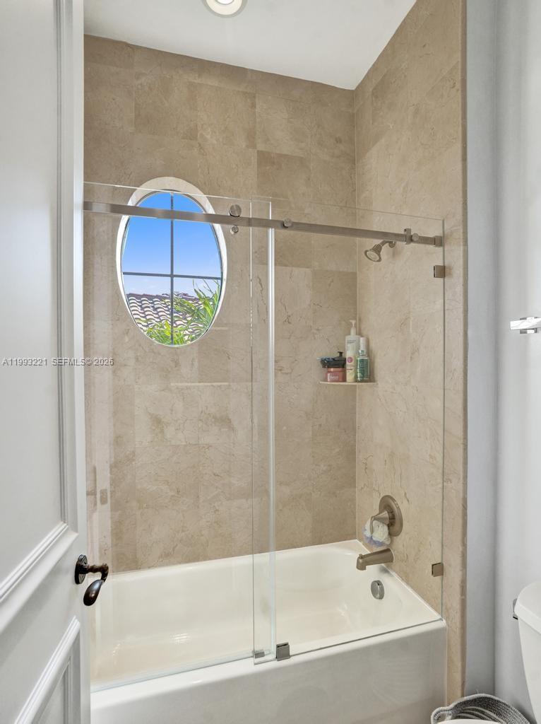 PARKLAND GOLF AND COUNTRY - Residential