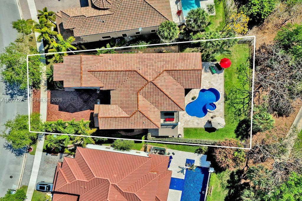 PARKLAND GOLF AND COUNTRY - Residential