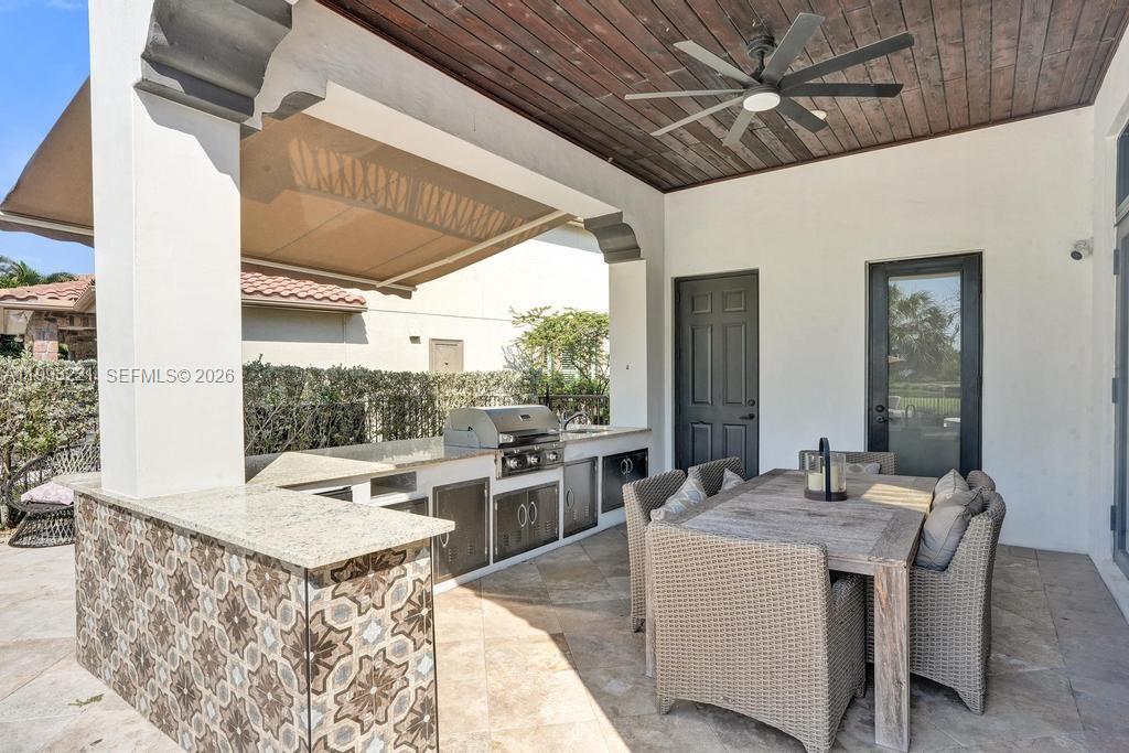 PARKLAND GOLF AND COUNTRY - Residential