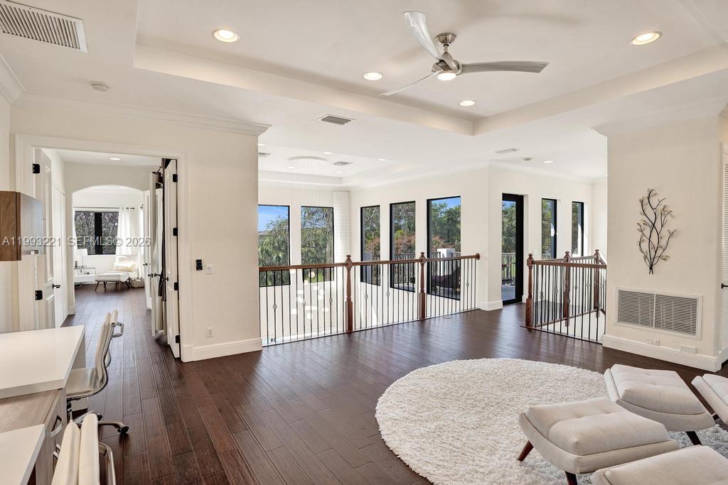 PARKLAND GOLF AND COUNTRY - Residential