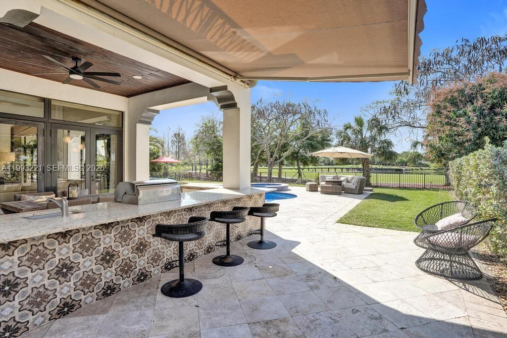 PARKLAND GOLF AND COUNTRY - Residential